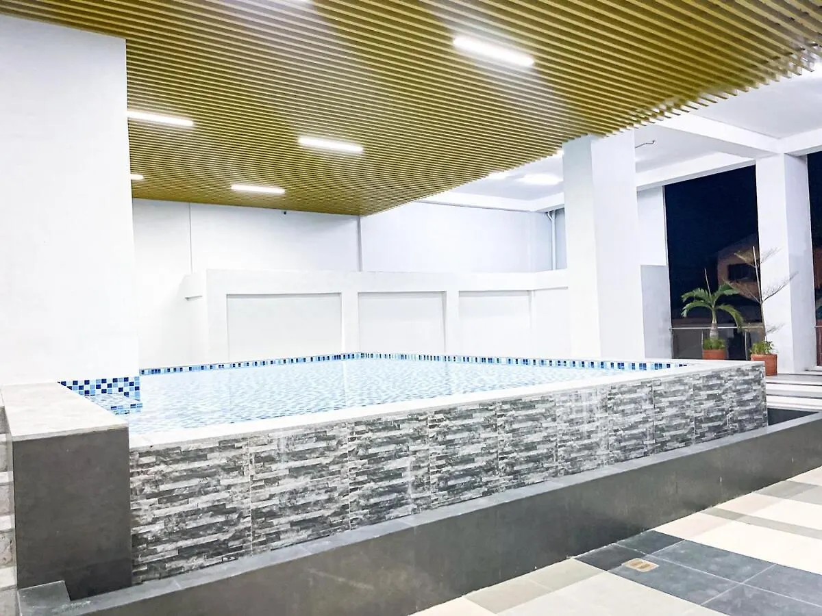 Luxury Penthouse Across City Of Dreams II 7Pax Manila Philippines