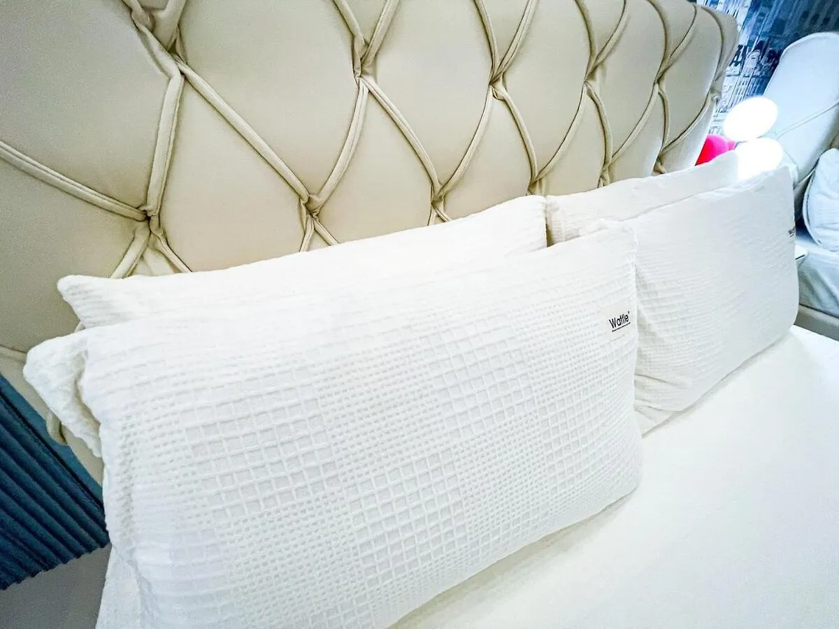 Apartment Luxury Penthouse Across City Of Dreams II 7Pax Manila